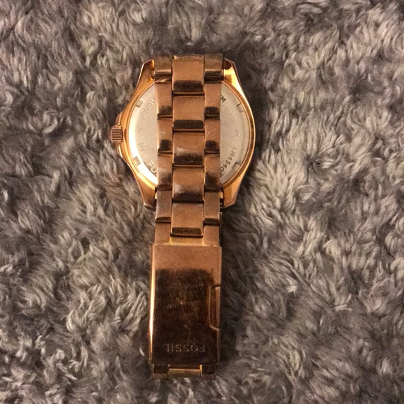 Fossil Watch - Picture 2 of 2